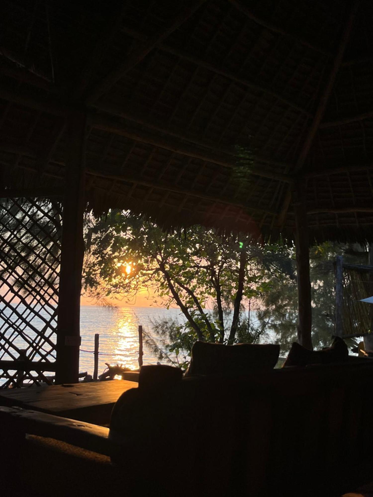 Sazani Beach Lodge And Tidal Lounge نونغوي المظهر الخارجي الصورة
